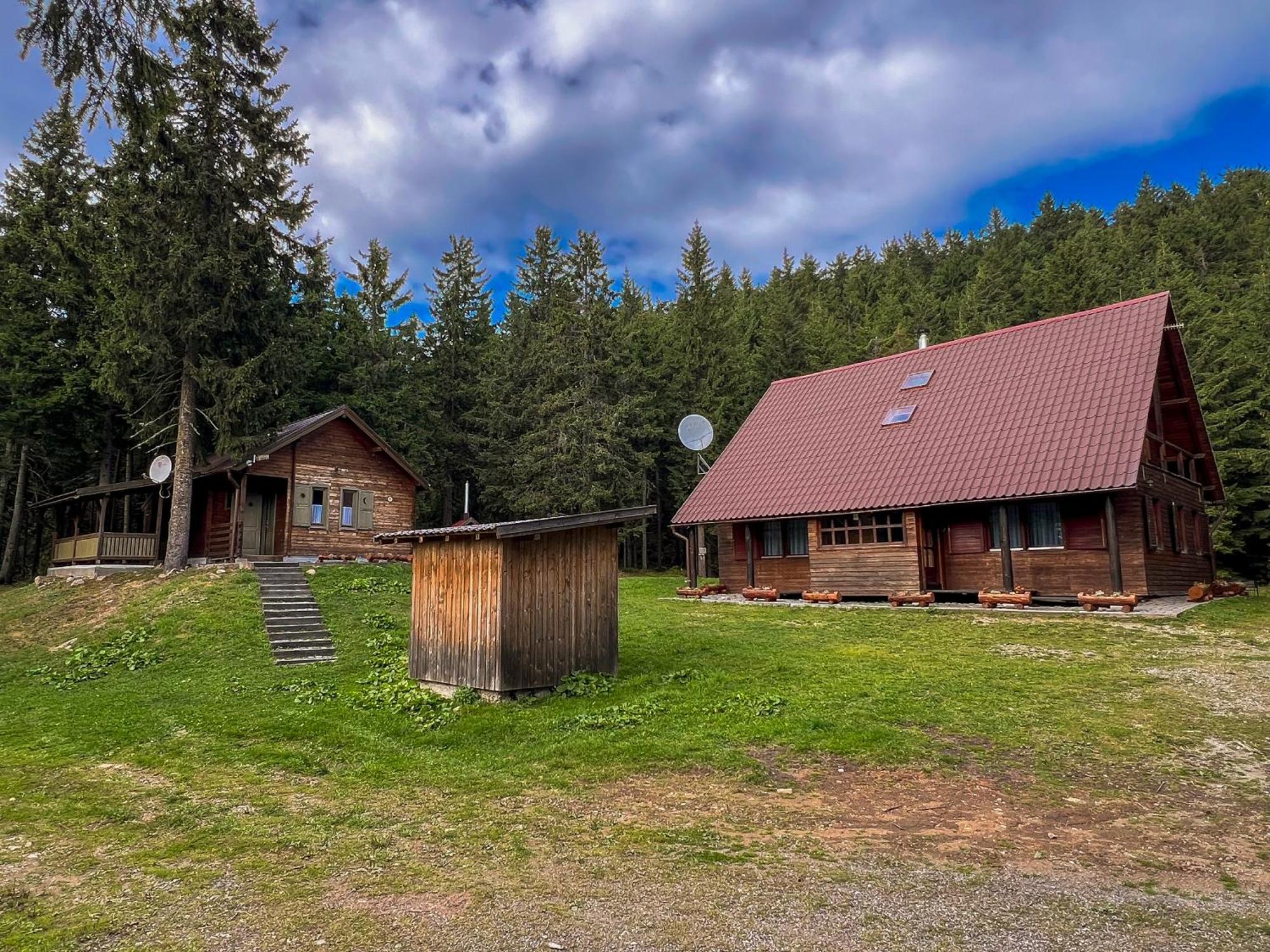 Natura Haziko Villa Izvoare  Buitenkant foto